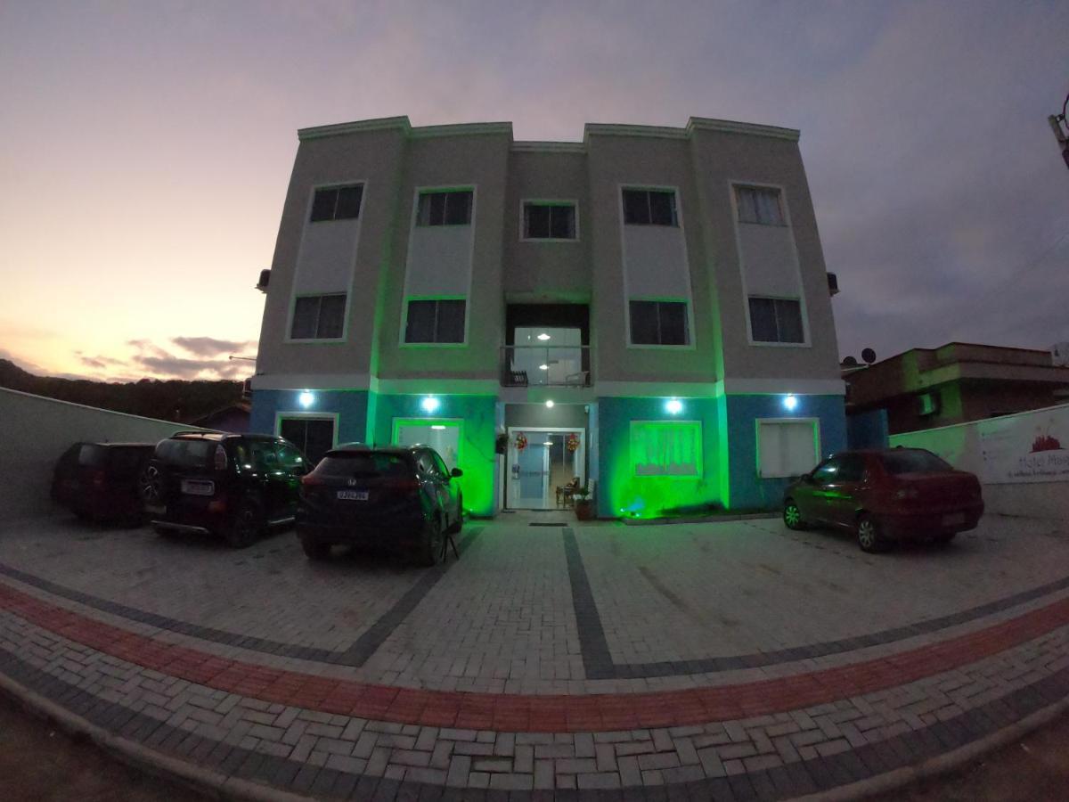 Hotel E Pousada Magic ペーニャ エクステリア 写真